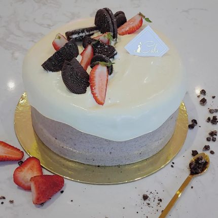 Sea Salt Oreoo Cream Cake
