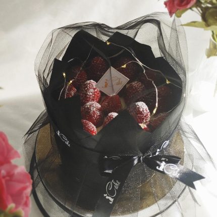 Exquisite Strawberry Rose Cake | iCake Melbourne
