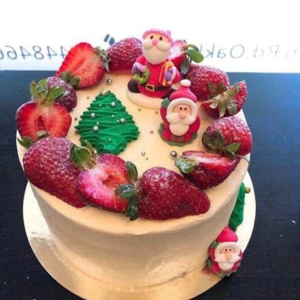Santa n Strawberries