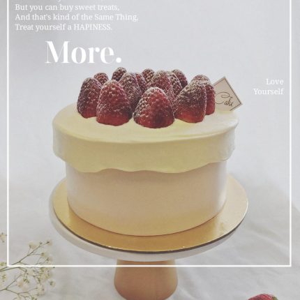 Cream Top Strawberry Cake