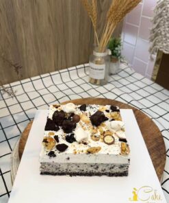 Alternative view of Oreo Cheesecake Creamy Indulgence  | iCake Melbourne