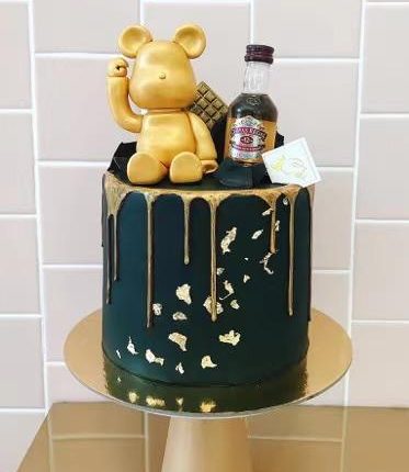 Golden Bear Cake Design by iCake Melbourne - A Touch of Luxury and Flavor