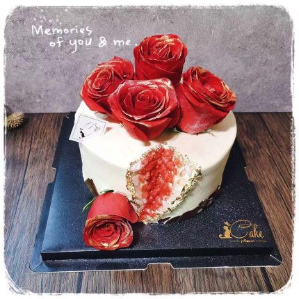 iCake Melbourne | Red Crystal Rose Cake - Exquisite Custom Cakes for Special Occasions