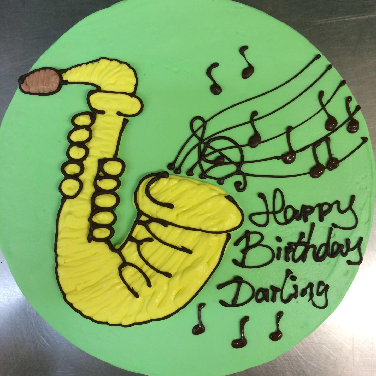 Amazon.com: Saxophone Cake Topper with Keepsake Base, Music, Treble Clef,  Musician, Band Party, Musical Instrument, Personalized Cake Topper,  Marching Band : Grocery & Gourmet Food
