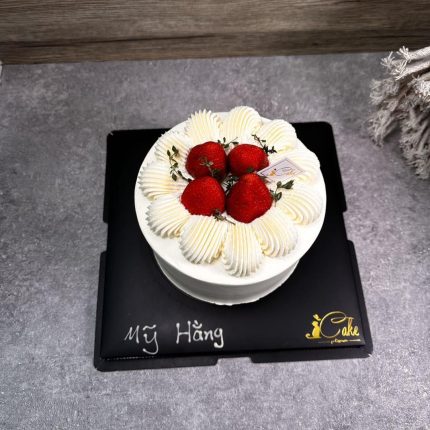 Delightful Little Strawberry Cake Design by iCake - Irresistible Sweet Treats!
