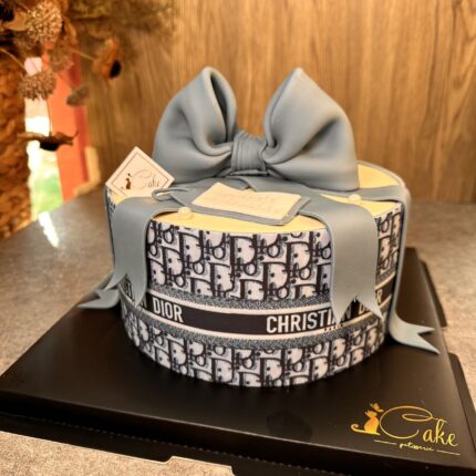 Exquisite Dior Gift Box Cake | iCake Melbourne