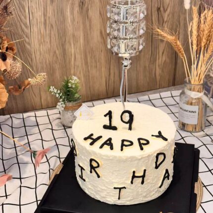 Number 19 Black and White Cake | iCake Melbourne