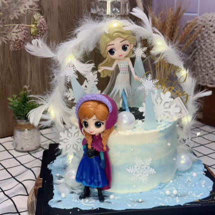 Frozen-Themed Birthday Cake