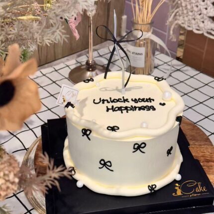 Black Bow Vintage Cake Melbourne – Elegant Celebration Cake | iCake