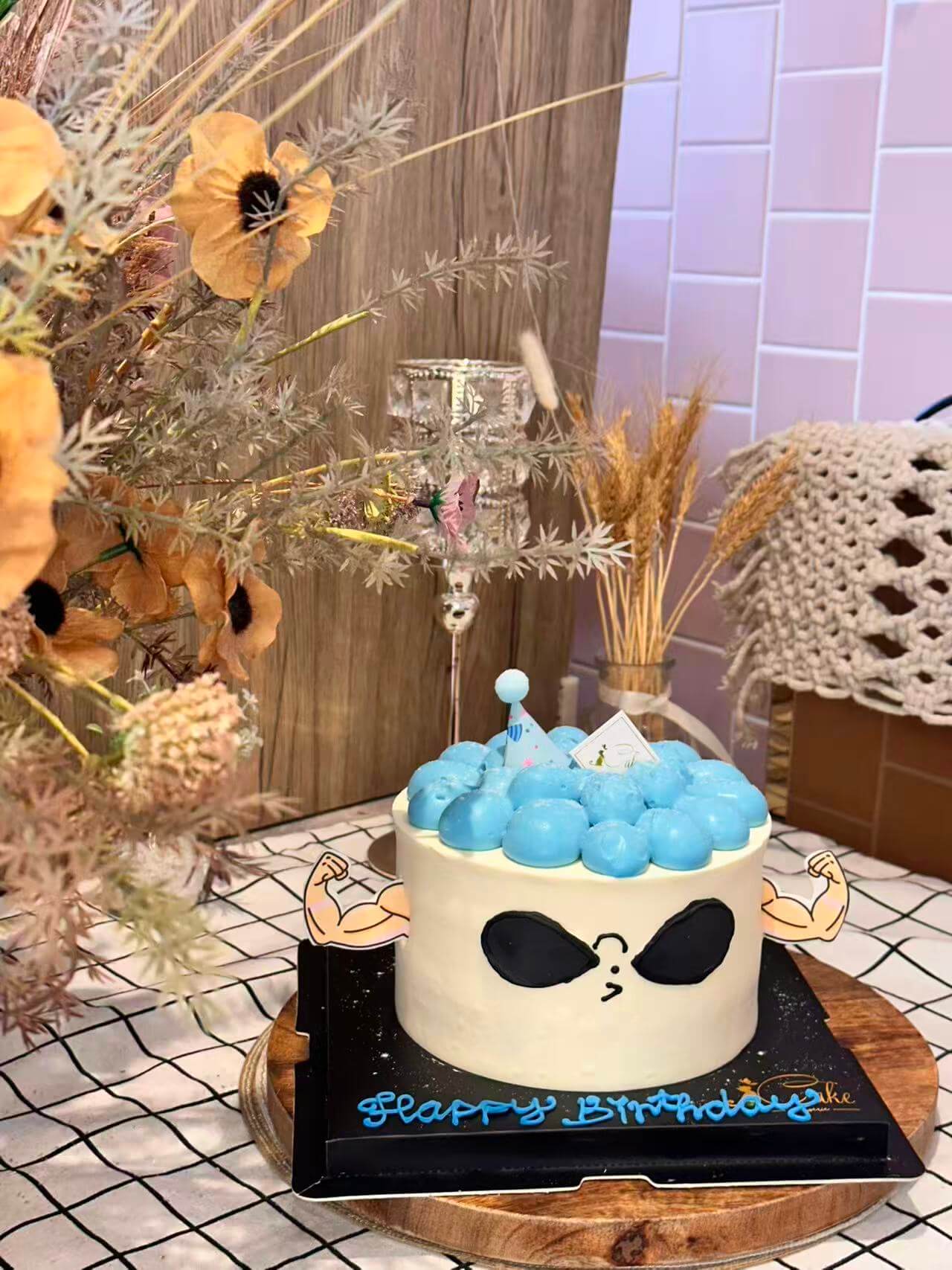 Muscle Cool Dog Cake - Image 3