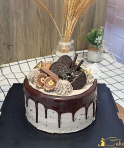 The Rocky Road Oreo Chiffon: Melbourne’s Ultimate Chocolate Drip Indulgence